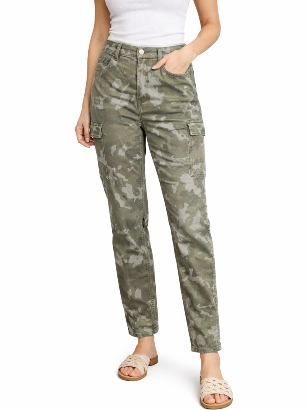 Rockstar High Rise Camo Cargo Pants 16W